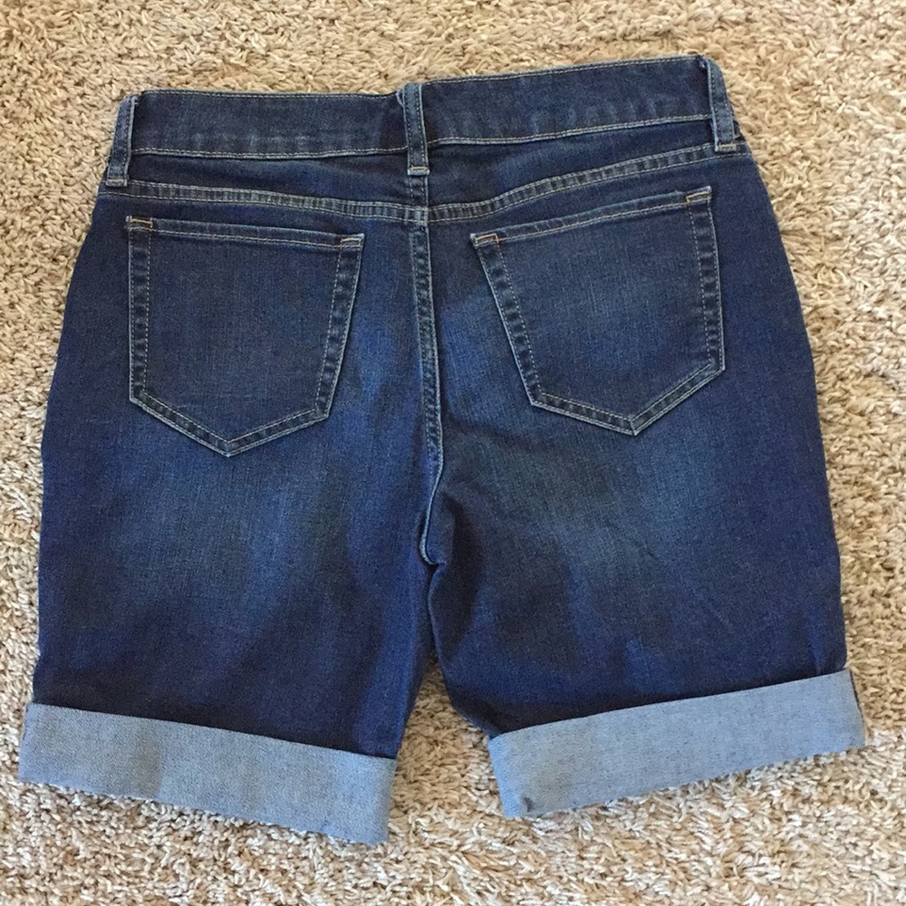 Shorts - Picture 2 of 2